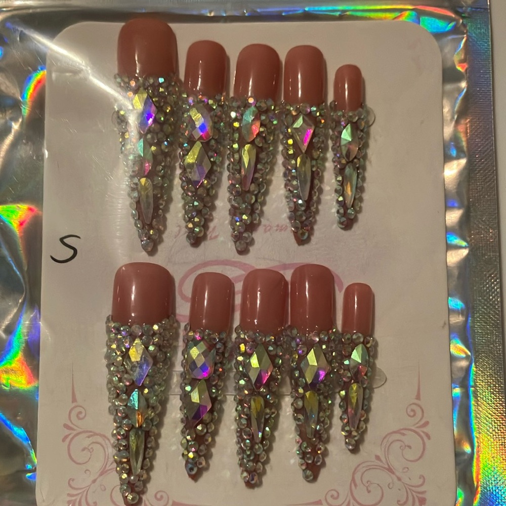 Rhinestone Embellished Press-On Nails